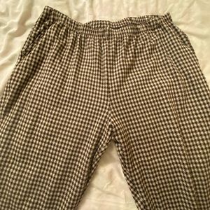 Women’s Gingham/Houndstood Print Brown and White Pants
